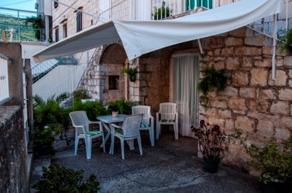 Marina Rooms Komiža الغرفة الصورة